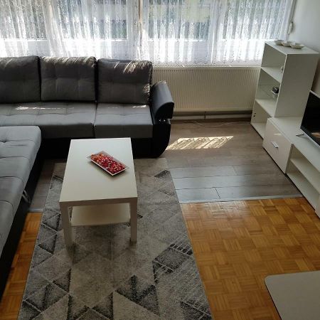 Apartman Tasa Banja Luka Esterno foto