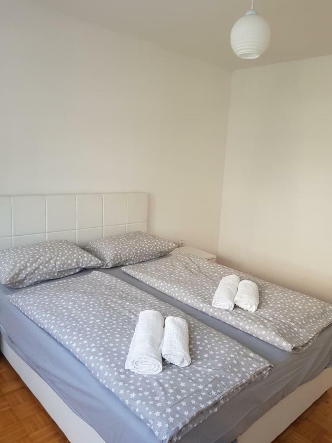 Apartman Tasa Banja Luka Esterno foto