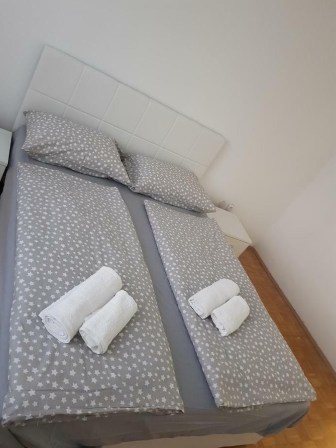 Apartman Tasa Banja Luka Esterno foto
